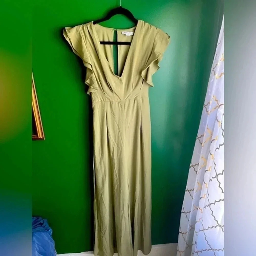 CLEARANCE! Favlux Jumpsuit Romper Jumper Size Medium EUC!